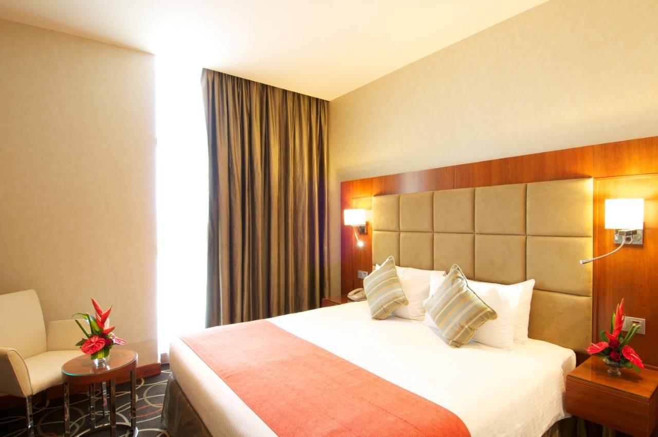Reserva oferta de viaje o vacaciones en Hotel CARLTON AL BARSHA