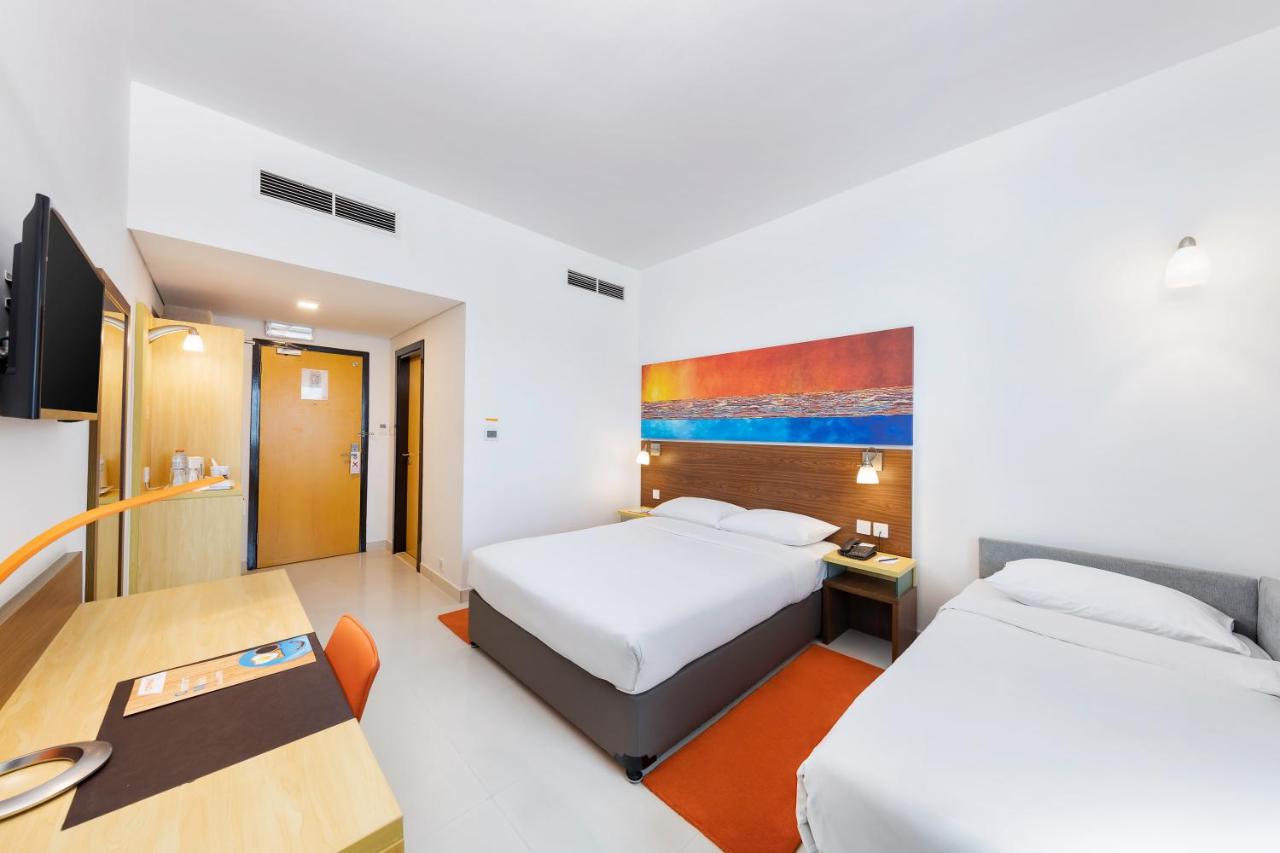Reserva oferta de viaje o vacaciones en Hotel CITY MAX BUR DUBAI